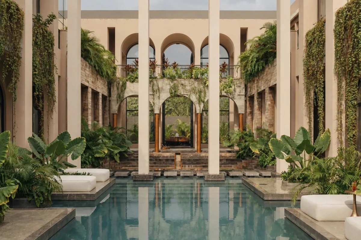 8 Bedroom Luxe Villa