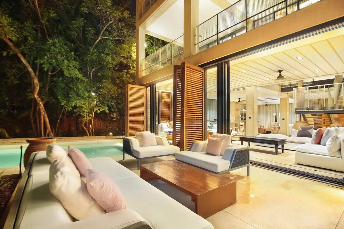 Palm Villas 5 Bedroom Home