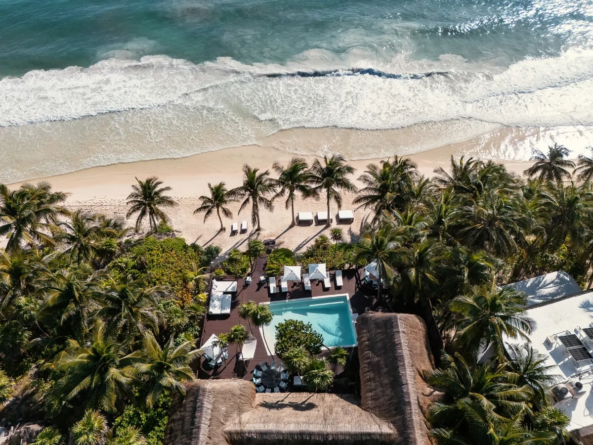 Casa Chic 7 Bedroom Beachfront Villa
