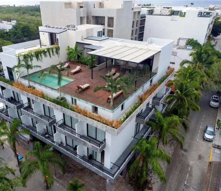 Coco Beach 25 Room Hotel