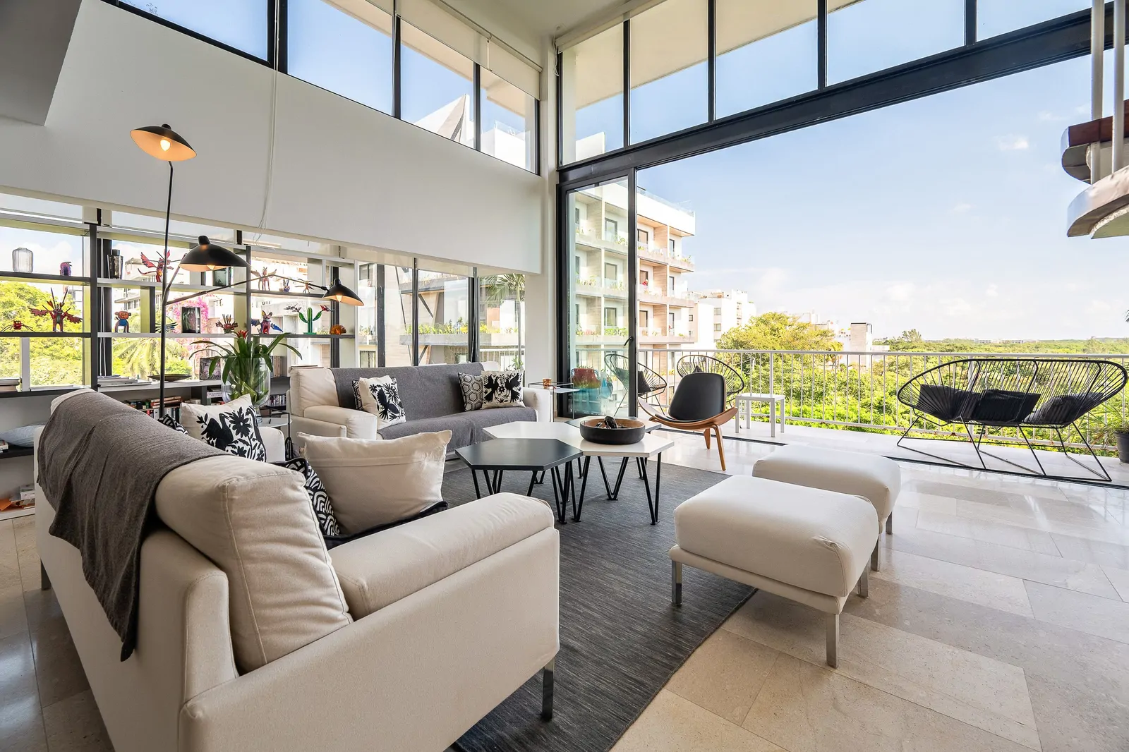 Siaan 4 Bedroom Penthouse