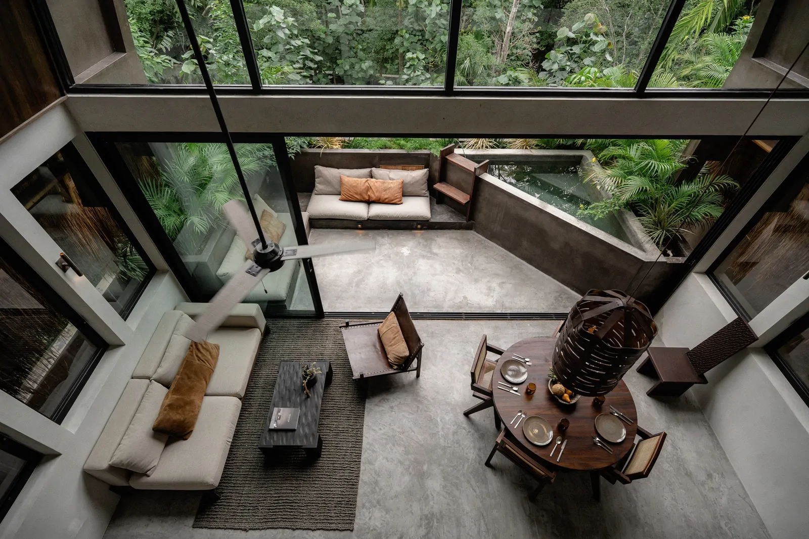 Casa Kuro 2 Bedroom Penthouse