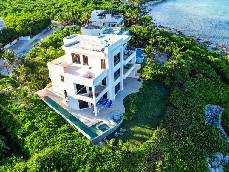 Fantasea 9 – 8 Bedroom Beachfront Villa