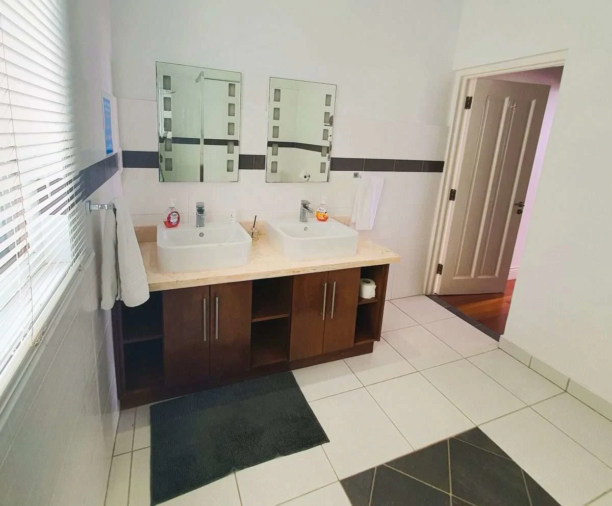 3, Zara Villas, Cap Estate. - Gallery image 20