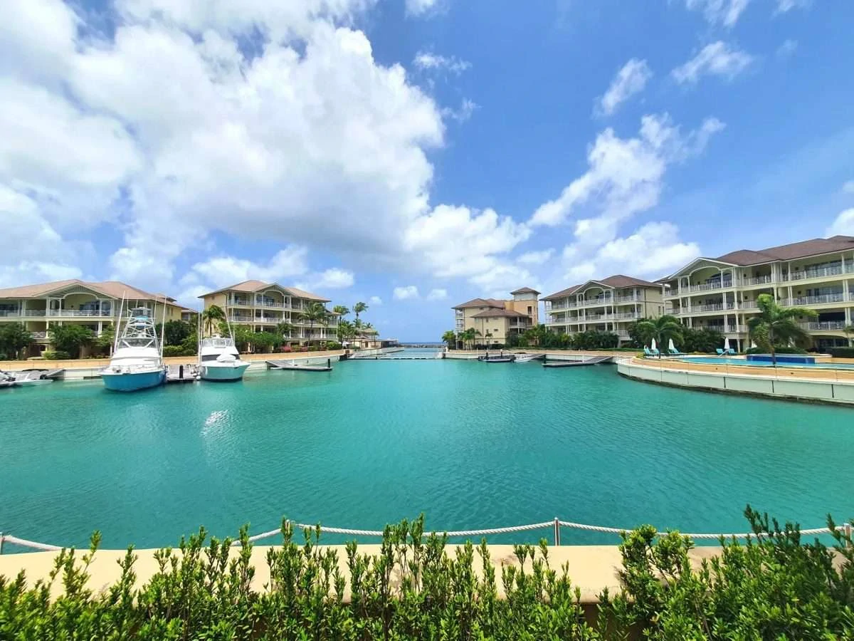 401 The Landings, Rodney Bay. - Gallery image 12