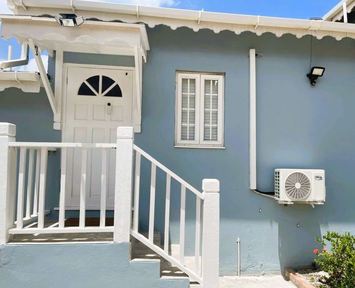 1 Bedroom Condo, Gate Park.