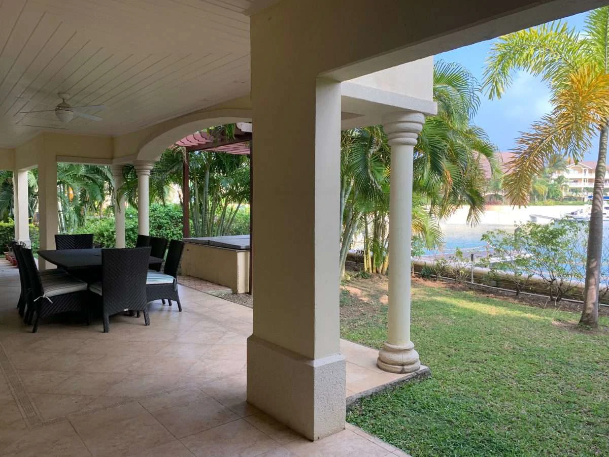 Landing 2301, Rodney Bay. - photo 13