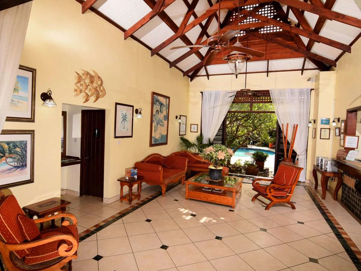 Hotel - For Sale - - Gallery image 11