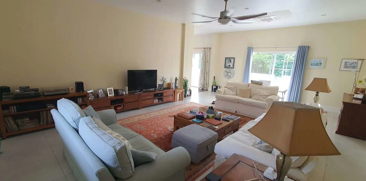 Sunnyside Villa, Cap Estate. - Gallery image 7