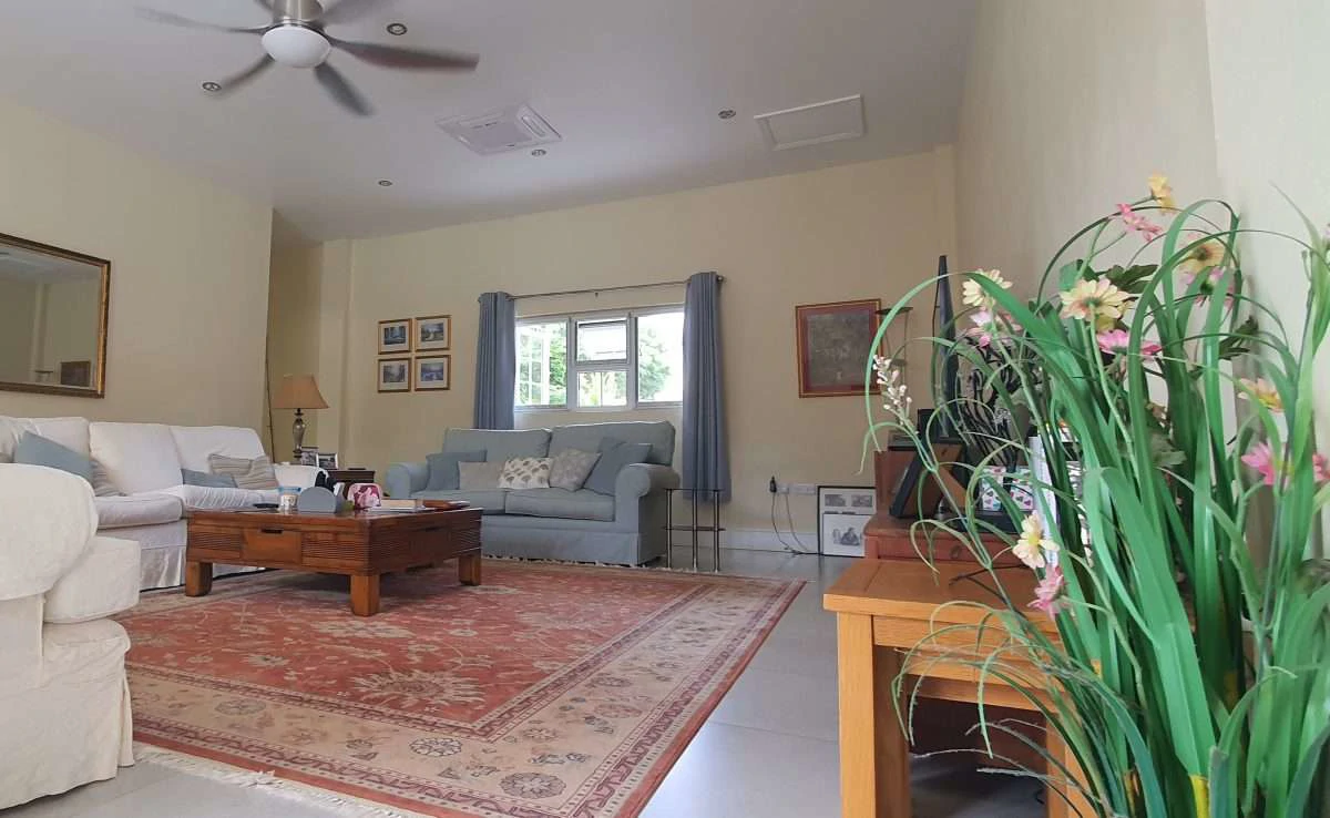 Sunnyside Villa, Cap Estate. - Gallery image 5