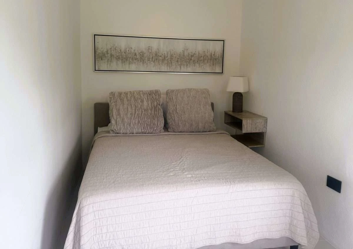 3 Bedroomed Condo, Gate Park. - Gallery image 16