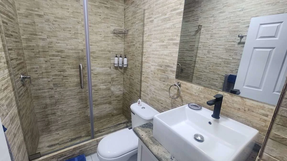 1 Bedroom Condo, Gate Park. - Gallery image 11
