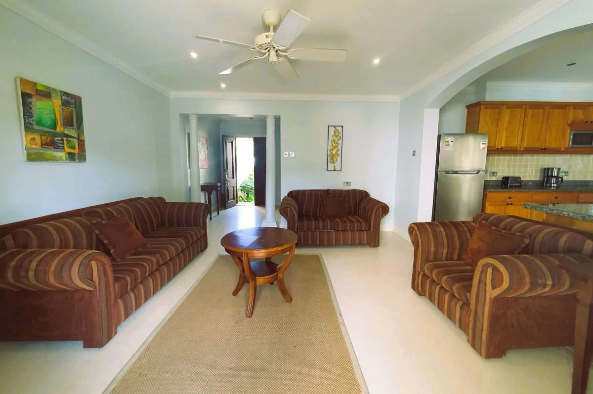 20 Cap Cove, Cap Estate. - Gallery image 4