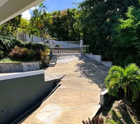 Sprawling Villa, Cap Estate - Gallery image 13