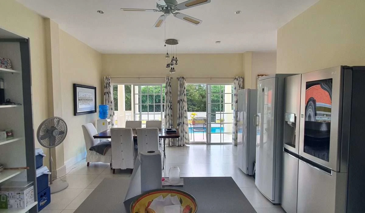 Sunnyside Villa, Cap Estate. - Gallery image 9