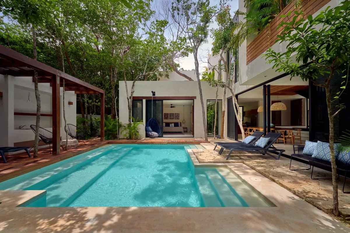Casa Lydia | 3BR Villa w/ Walk-Out Pool Suite