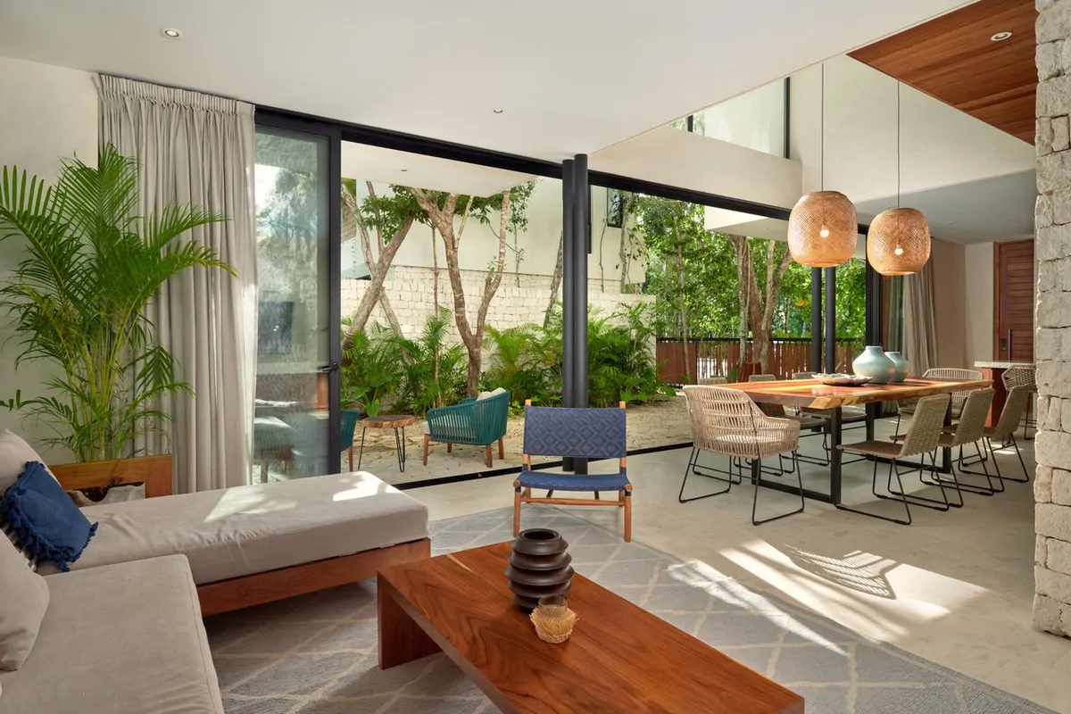 Casa Thomas | 3BR Jungle Villa with Rooftop Pool