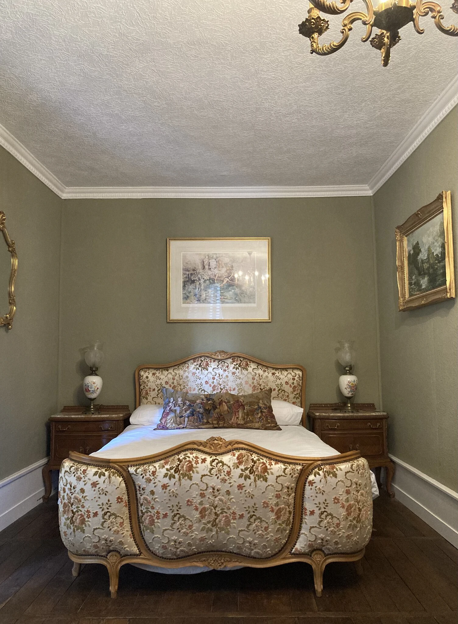 La Ruche - 8-Bedroom B&B and Cafe for Sale | Chaillac, France - Gallery image 41