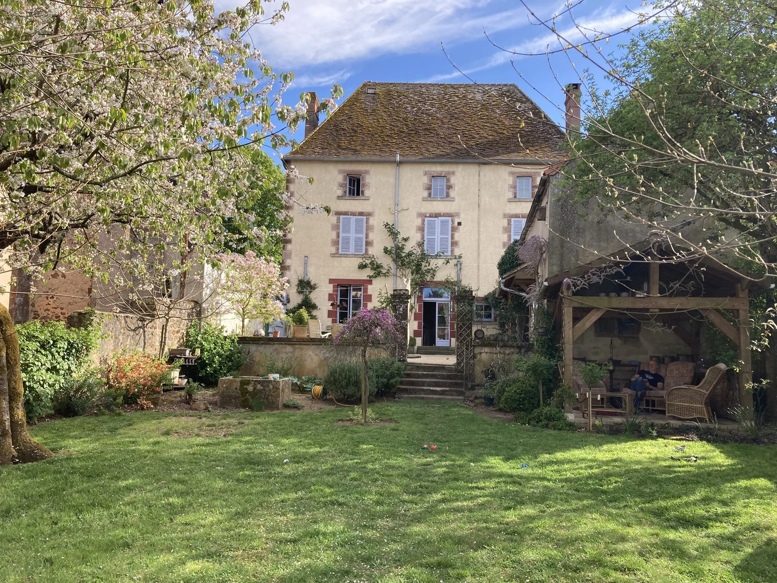 La Ruche - 8-Bedroom B&B and Cafe for Sale | Chaillac, France - Gallery image 12