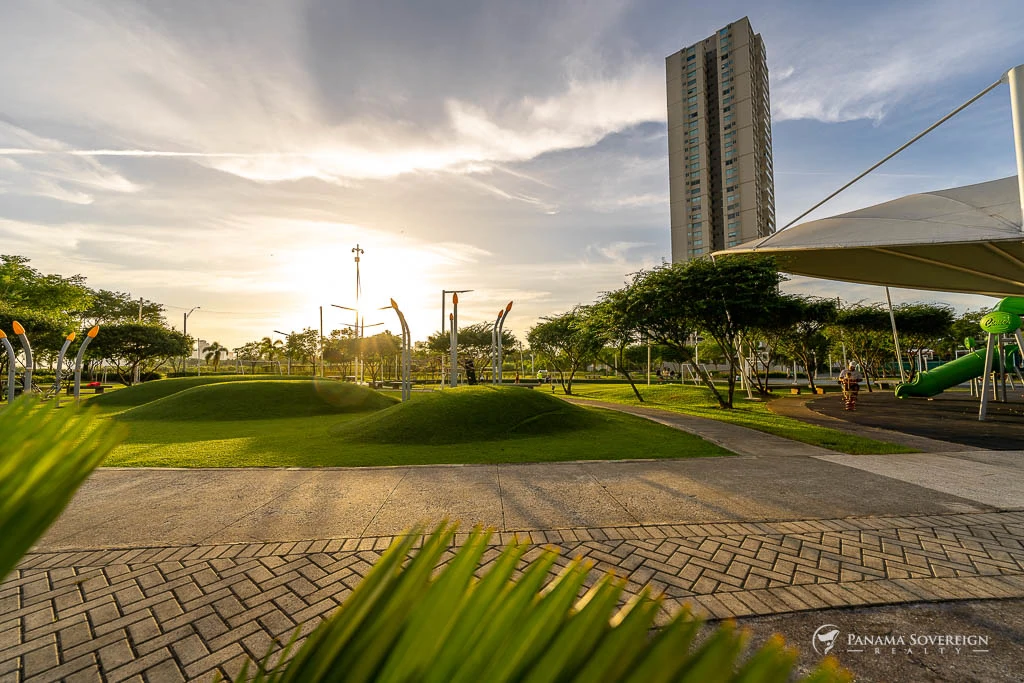 2 Bedroom Condo in Costa del Este - Gallery image 17