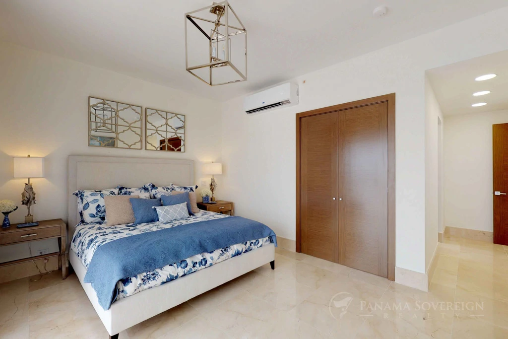 4 Bedroom Condo in Santa Maria - Gallery image 18