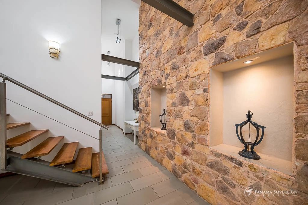 2 Bedroom Condo in Casco Viejo - Gallery image 12