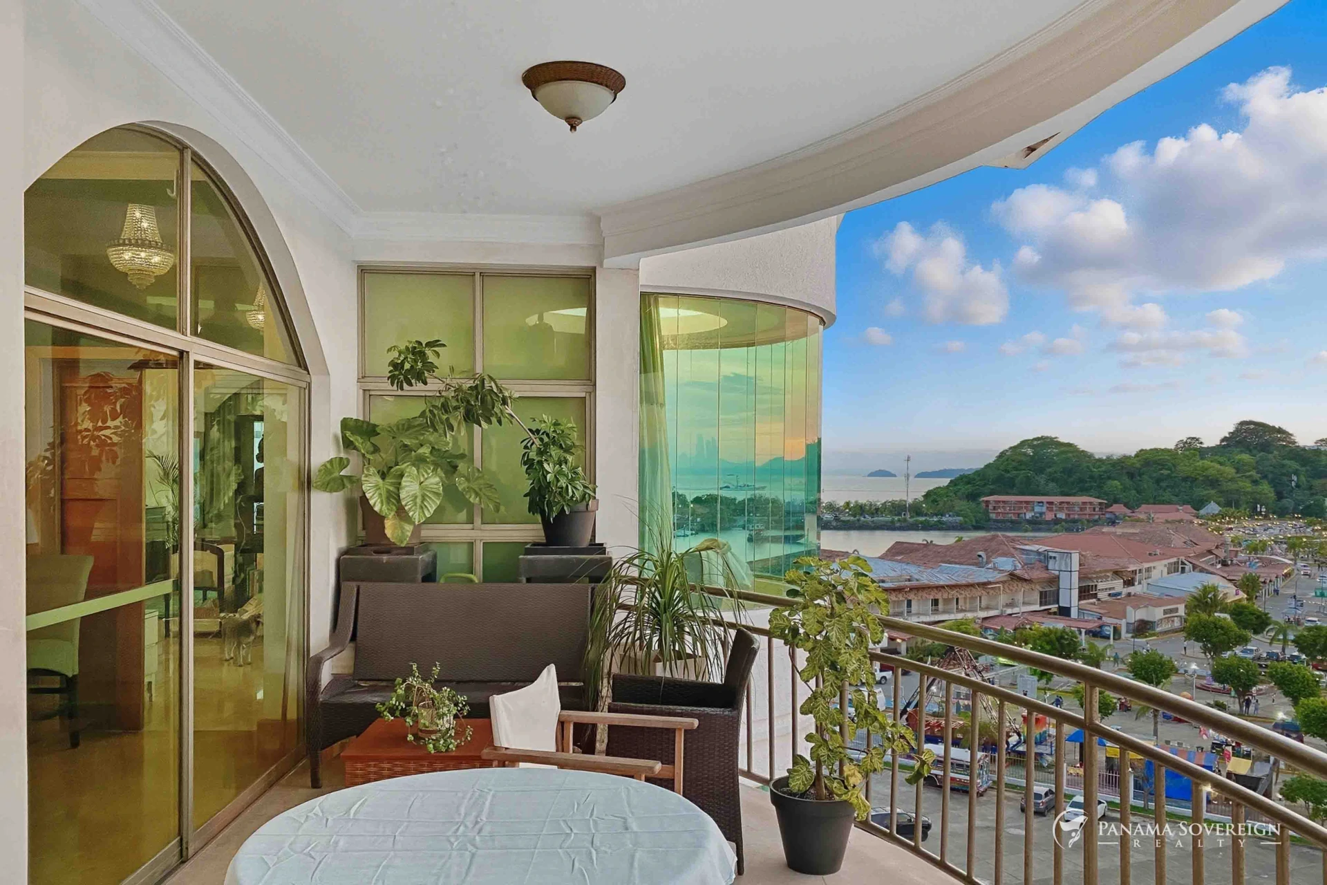 2 Bedroom Condo in Amador Causeway - Gallery image 21