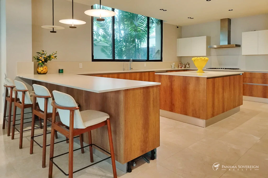 5 Bedroom House in Rio Hato - Gallery image 15