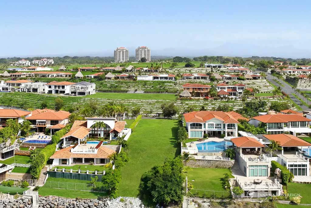 5 Bedroom House in San Carlos - Gallery image 44