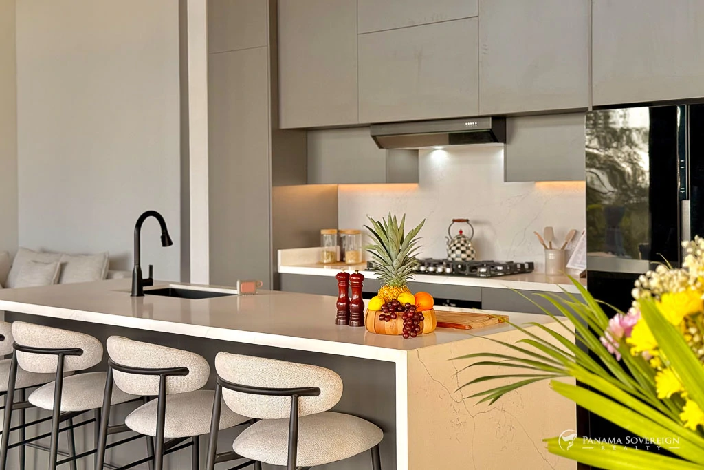 3 Bedroom House in Canas - Gallery image 14