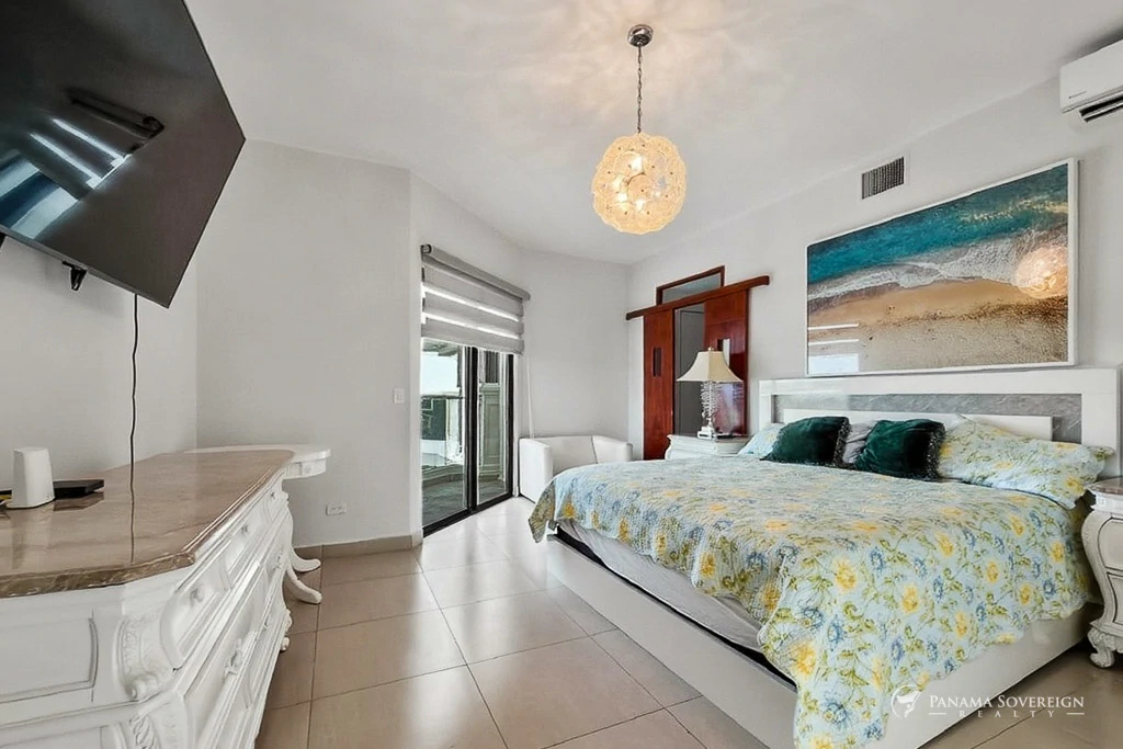 5 Bedroom Condo in San Carlos - Gallery image 41