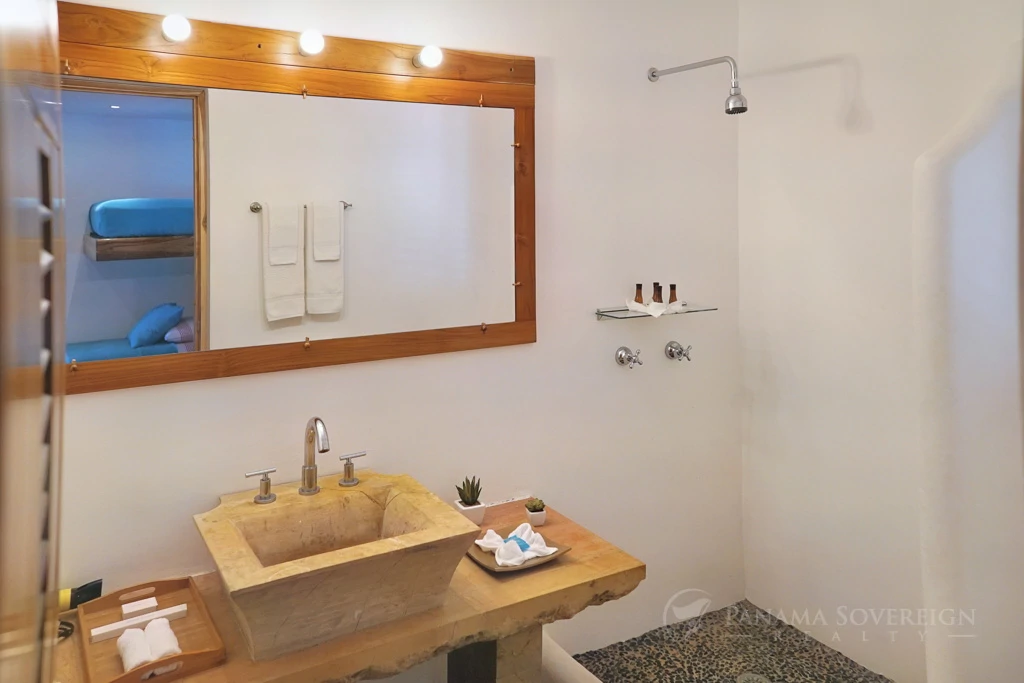 2 Bedroom Condo in Los Destiladeros - Gallery image 8