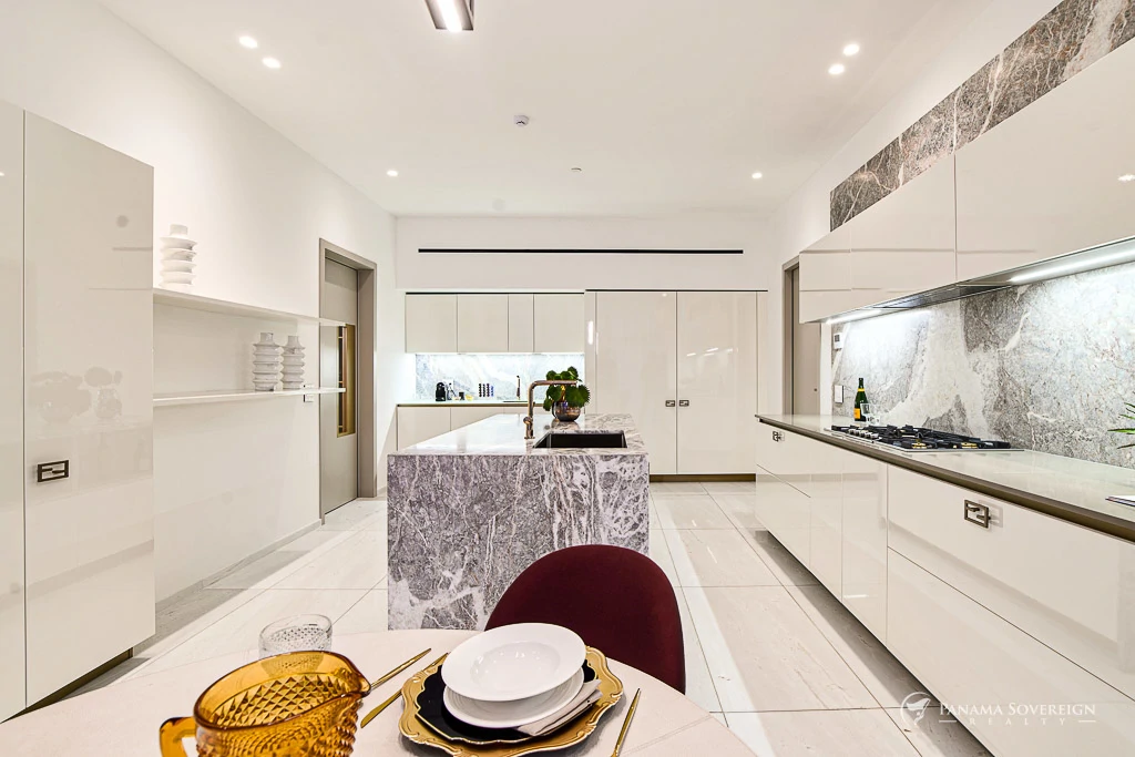 3 Bedroom Condo in Santa Maria - Gallery image 24