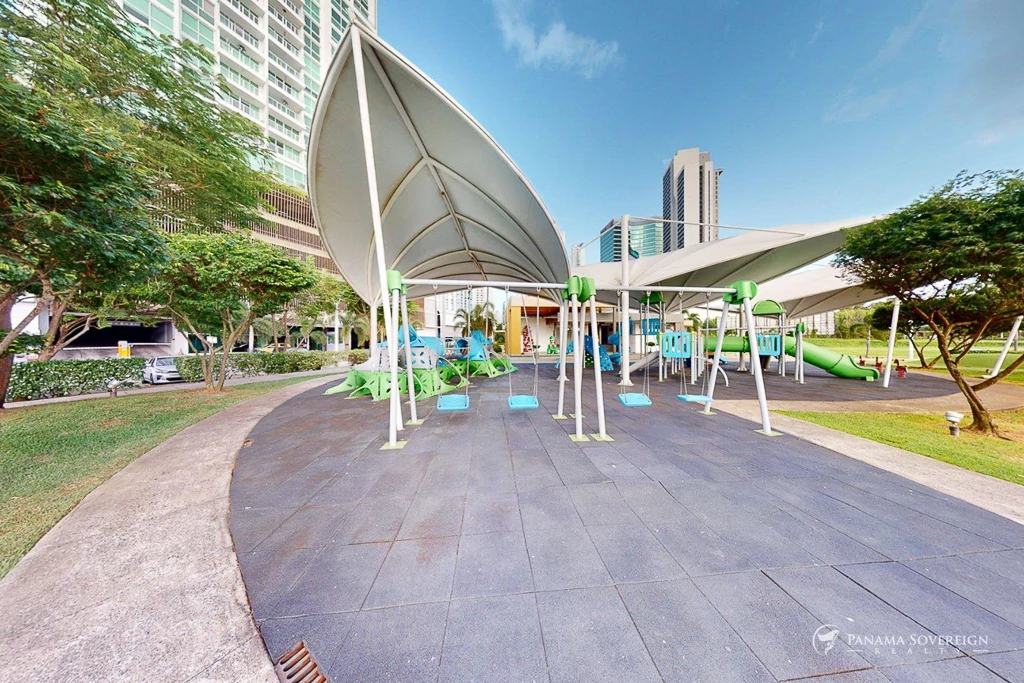 3 Bedroom Condo in Costa del Este - Gallery image 12
