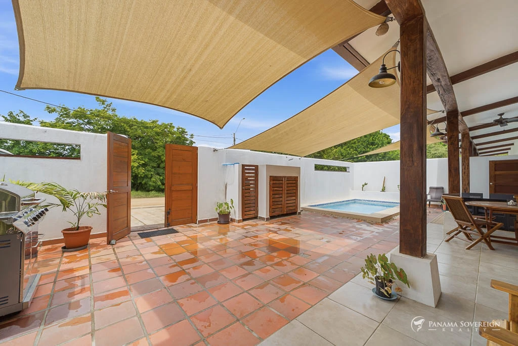 2 Bedroom House in Pedasi - Gallery image 7