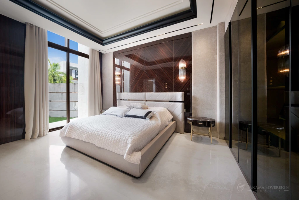 4 Bedroom Condo in Ocean Reef Islands - Gallery image 11