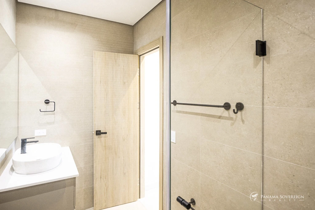 2 Bedroom Condo in Costa del Este - Gallery image 25
