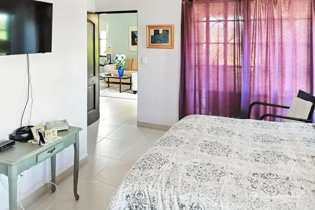 4 Bedroom House in San Carlos - Gallery image 18
