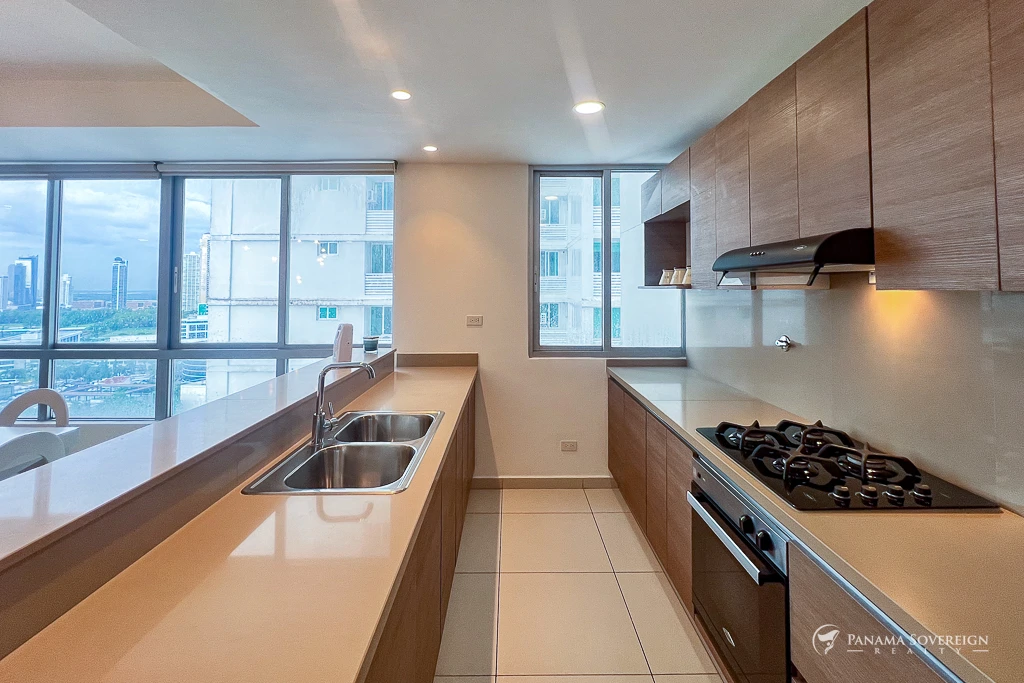 3 Bedroom Condo in Costa del Este - Gallery image 8