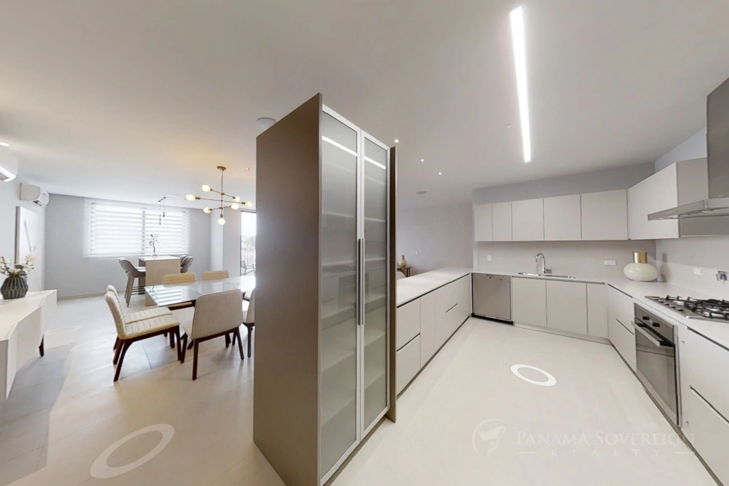 3 Bedroom Condo in Costa del Este - Gallery image 17