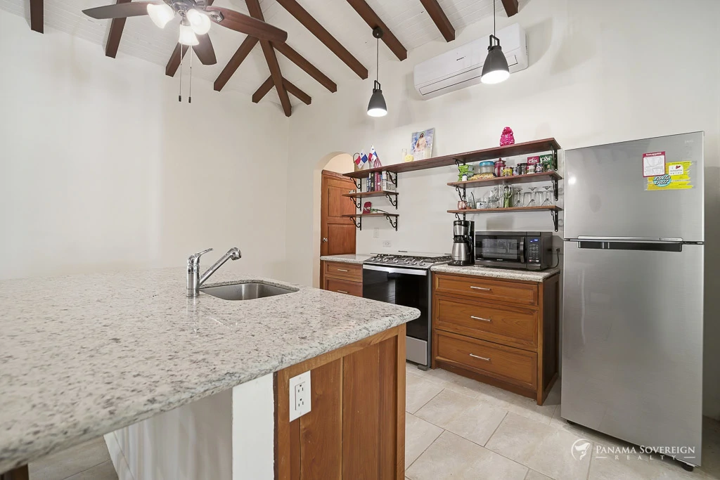 3 Bedroom House in Los Destiladeros - Gallery image 9