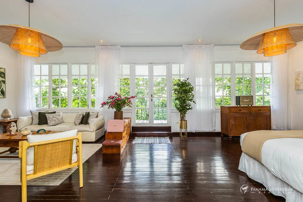 4 Bedroom House in Canal Zone - Gallery image 25