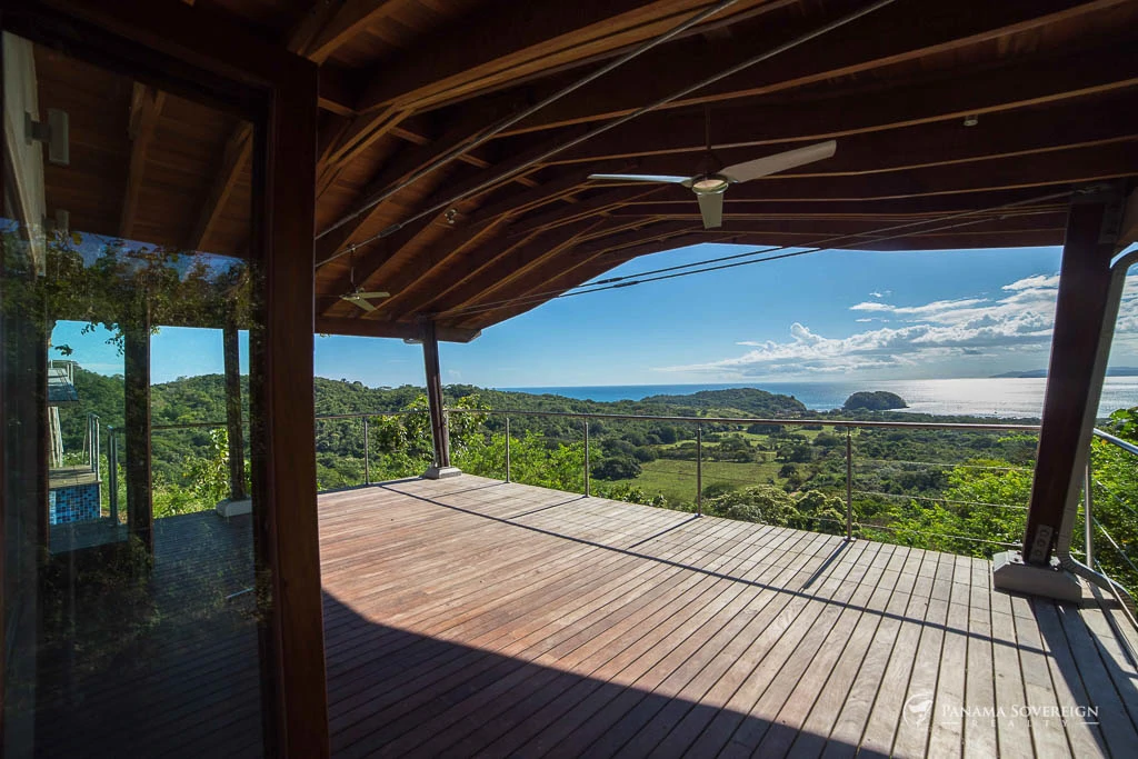 4 Bedroom House in Playa Venao - Gallery image 2