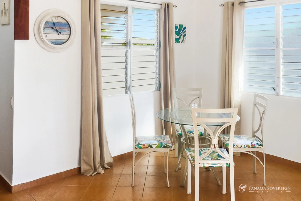 5 Bedroom House in Pedasi - photo 8