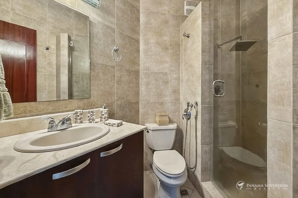 5 Bedroom Condo in San Carlos - Gallery image 32