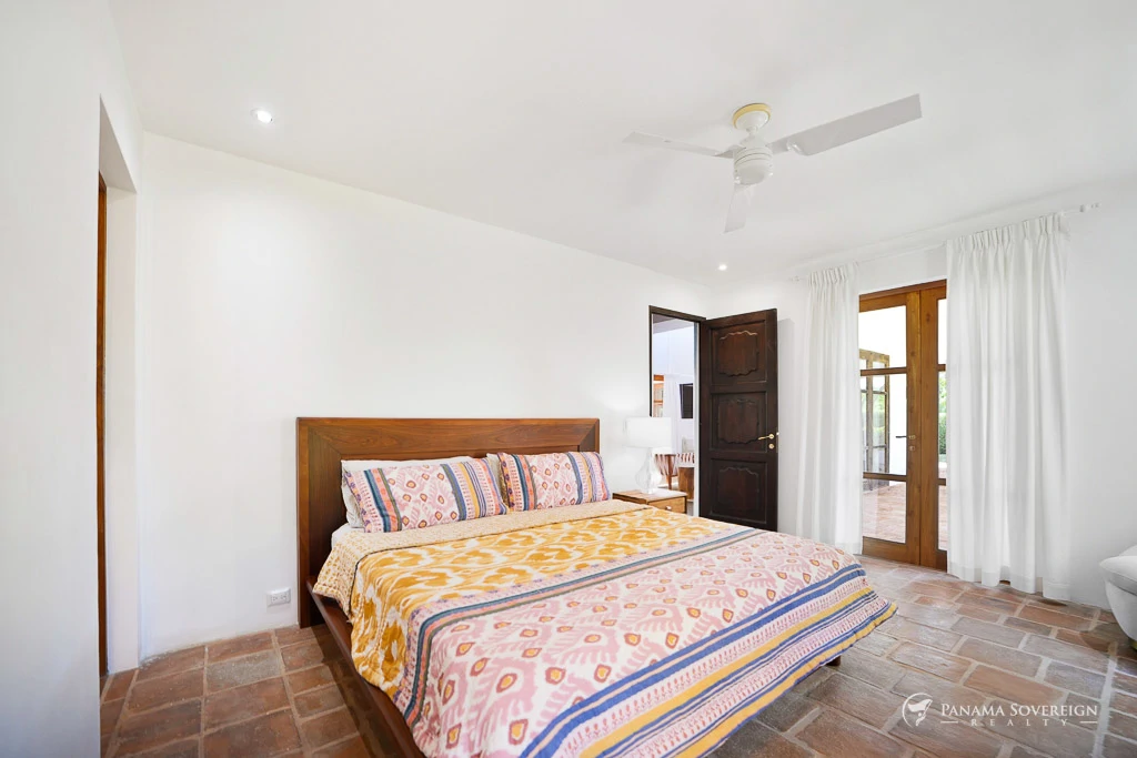 5 Bedroom House in Los Destiladeros - Gallery image 16