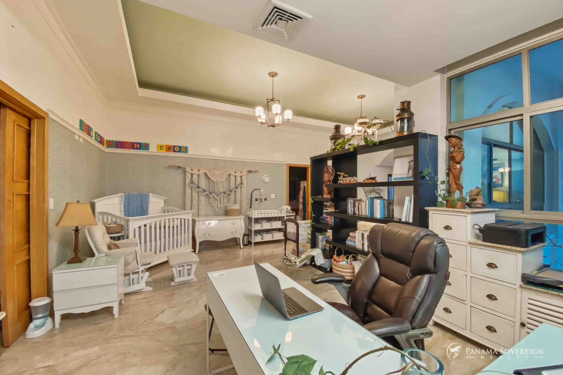 2 Bedroom Condo in Amador Causeway - Gallery image 13