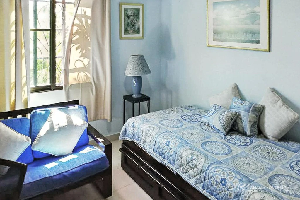 4 Bedroom House in San Carlos - Gallery image 15