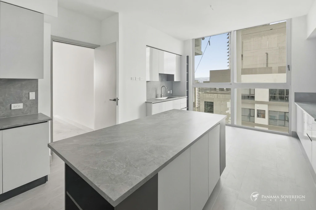 4 Bedroom Condo in Santa Maria - Gallery image 9