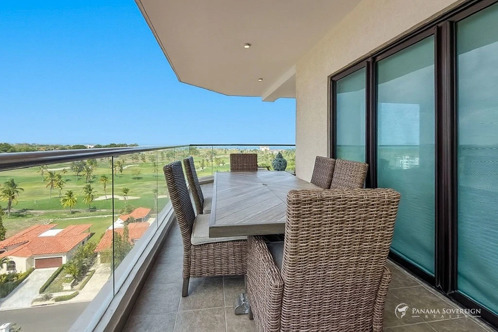 5 Bedroom Condo in San Carlos - Gallery image 35